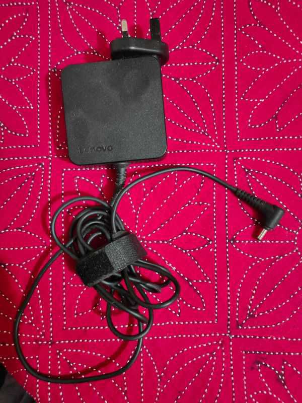 Lenevo Orginal Ac Adapter laptop charger