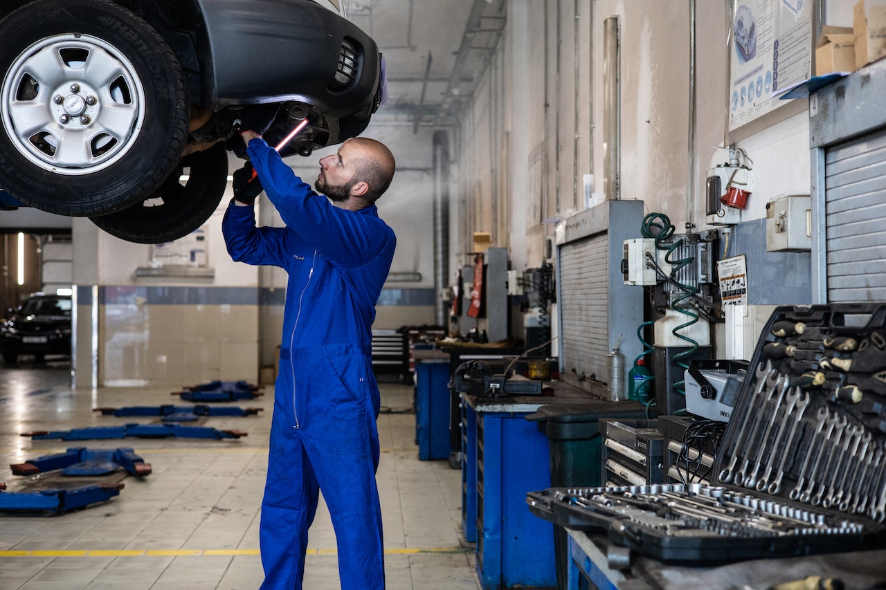 Car Repair Tips for Beginners: Essential Skills to Master