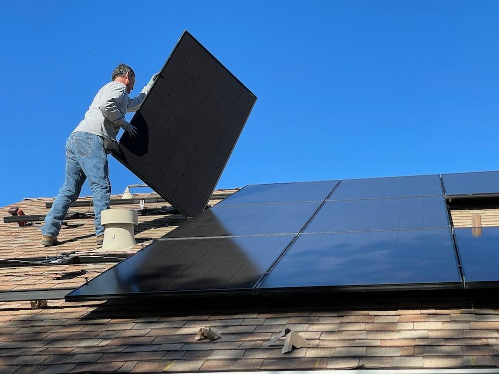 Your Complete Guide to Getting Solar Panels At Home 