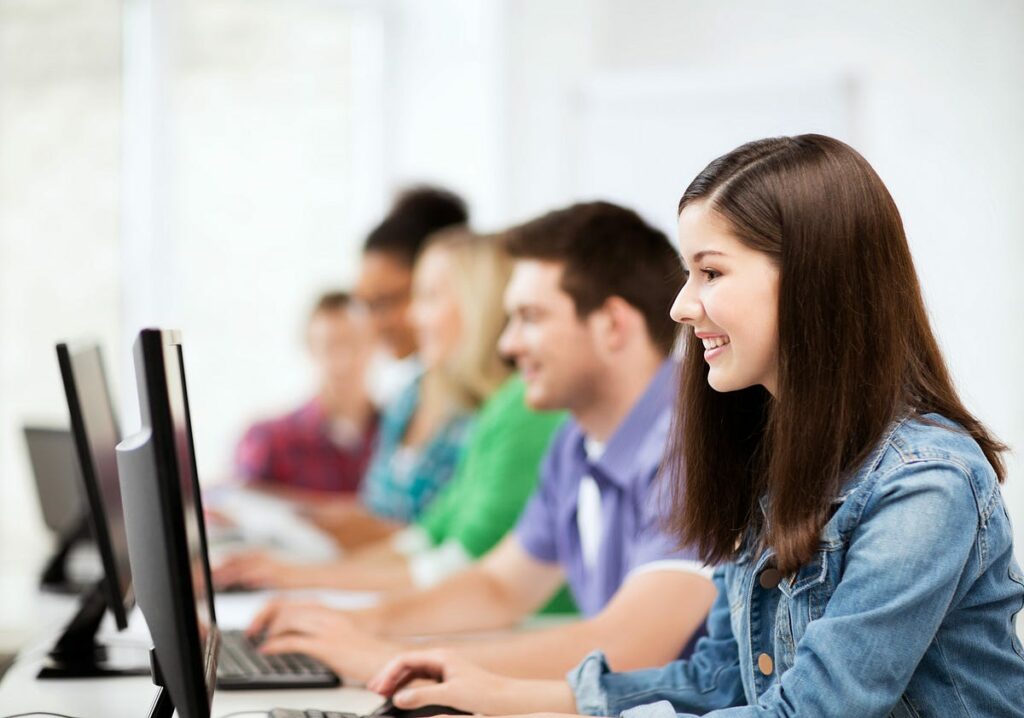 Become an IT Professional: Explore Comprehensive IT Courses in Lahore