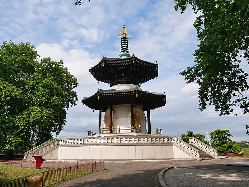 5 Places Things To Do In Battersea