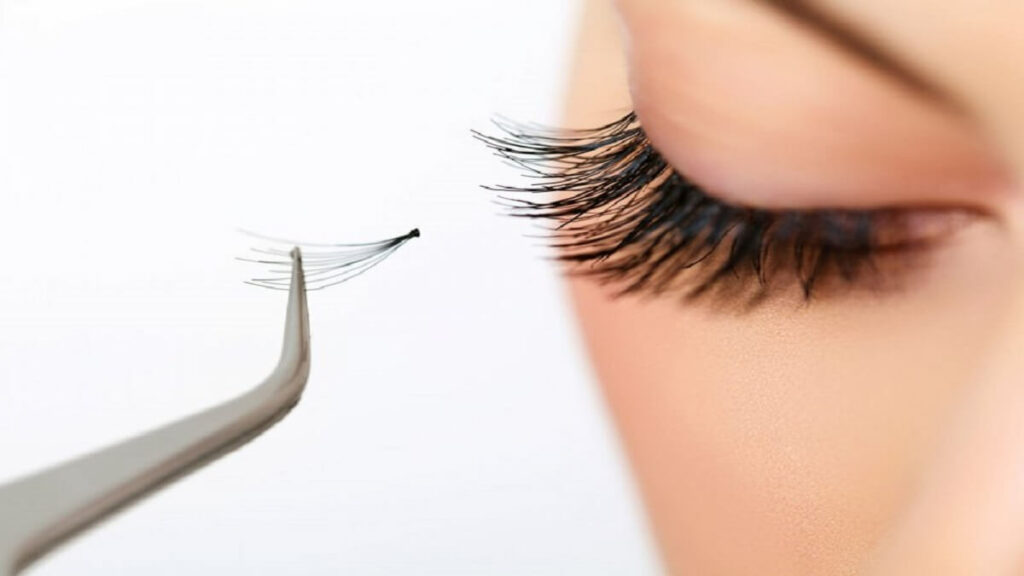 Ensure Consistent Product Quality from Your Eyelashes Tweezers Supplier in UK