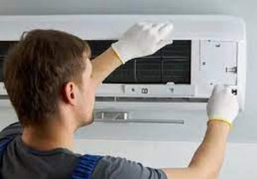 Essential AC Maintenance Guide for Dubai Residents: Ensure Optimal Cooling in the Hot Climate