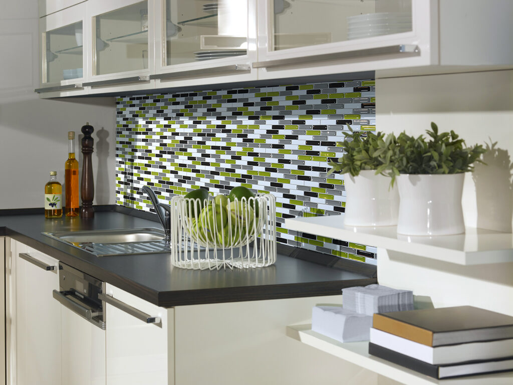 10 Ideas for Decorating with Kitchen Backsplash Tile