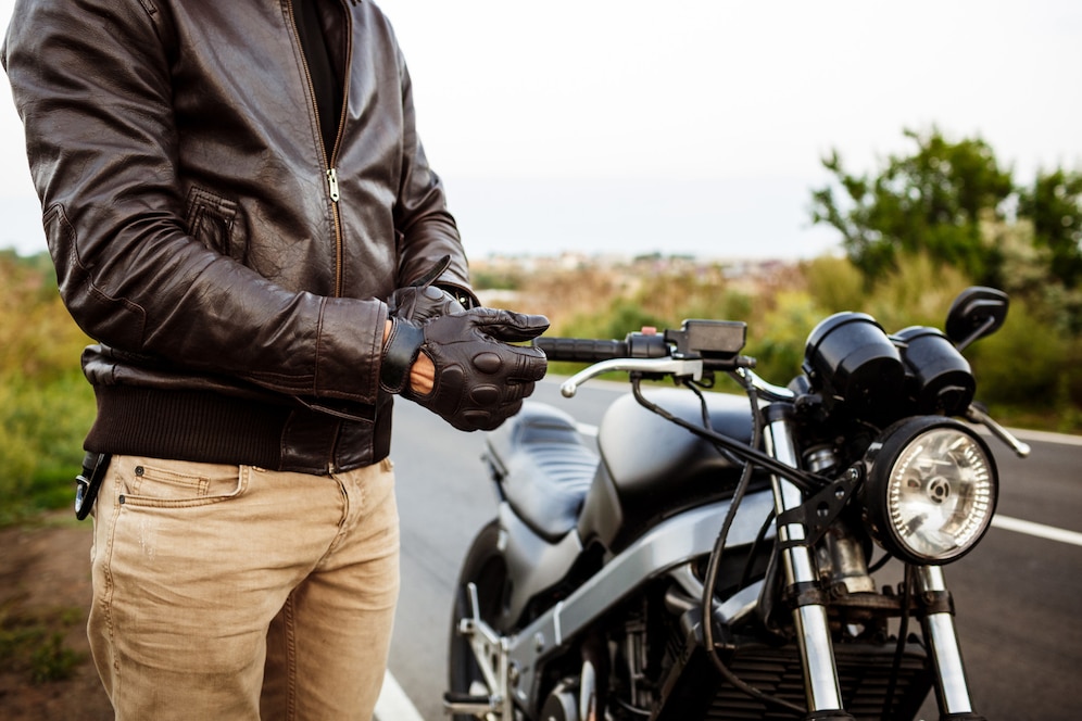 Riding in Style: The Best Leather Jackets for Motorcycle Enthusiasts