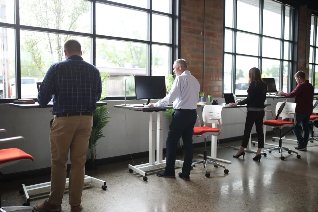 How Many Calories Does a Standing Desk Burn? Sohago