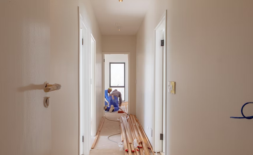 How to Hire the Right Renovation Contractor for Your Home Improvement Project