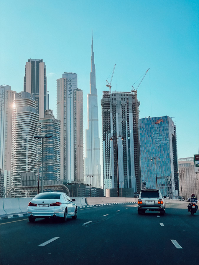 Luxury car rental in Dubai