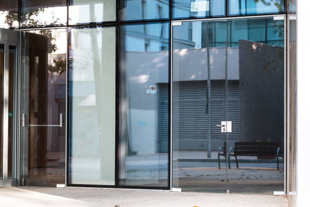 Clear Indicators for Shop Front Glass Replacement: Ensuring a Polished Business Image