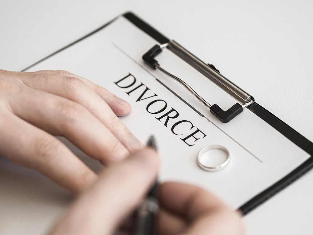 Discovering Solutions: How a Las Vegas Divorce Attorney Can Assist You