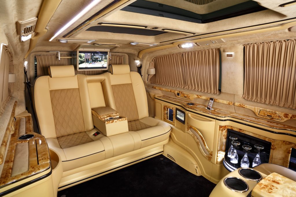 The Best Limousine Accessories for Your Ride