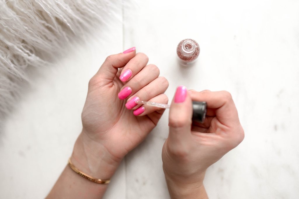 Nail Polish Magic: Transform Your Look with These Must-Try Colors!