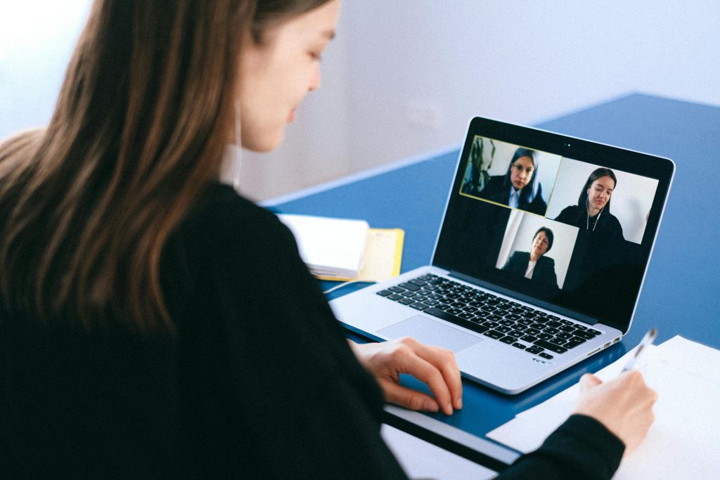 Remote Work, Real Results: Tips to Master Virtual Meetings 