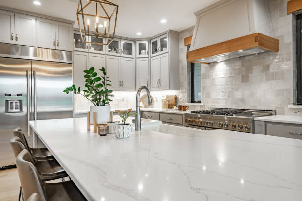 Comparing Heat and Scratch Resistance in Countertops