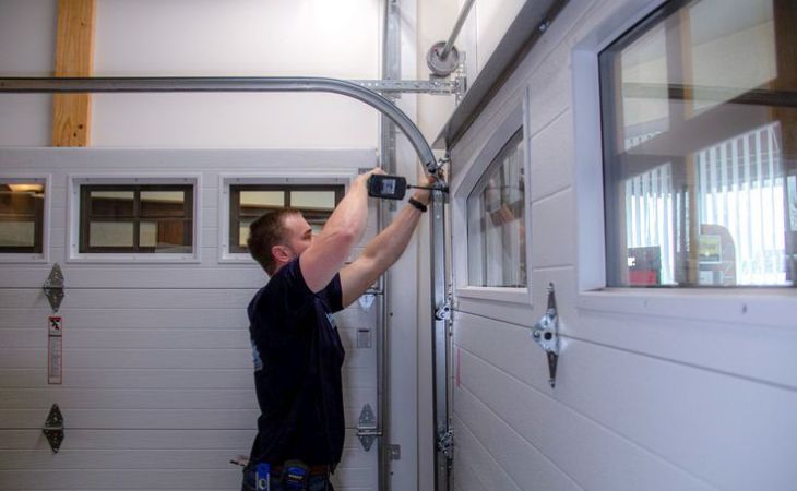 Residential Garage Door Repair Brooklyn | Safe & Affordable Service