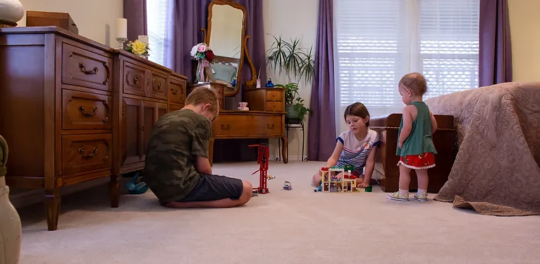 How Southern Utah Homeowners Choose Flooring That Withstands High Heat and Red Dust