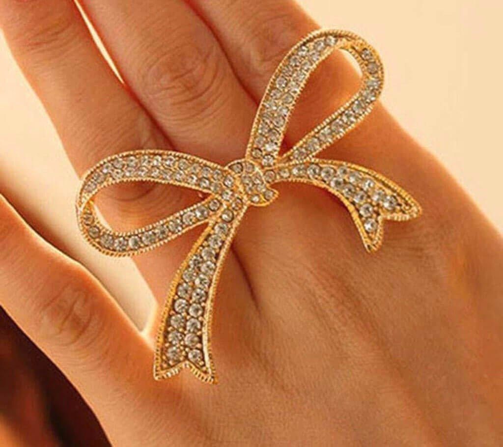 Bow Shaped Stone Setting Finger Ring