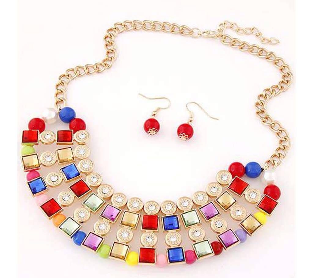 Beads and stone setting necklace set
