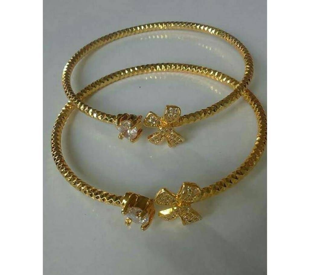 Butterfly shaped stone setting bracelet 1 pair