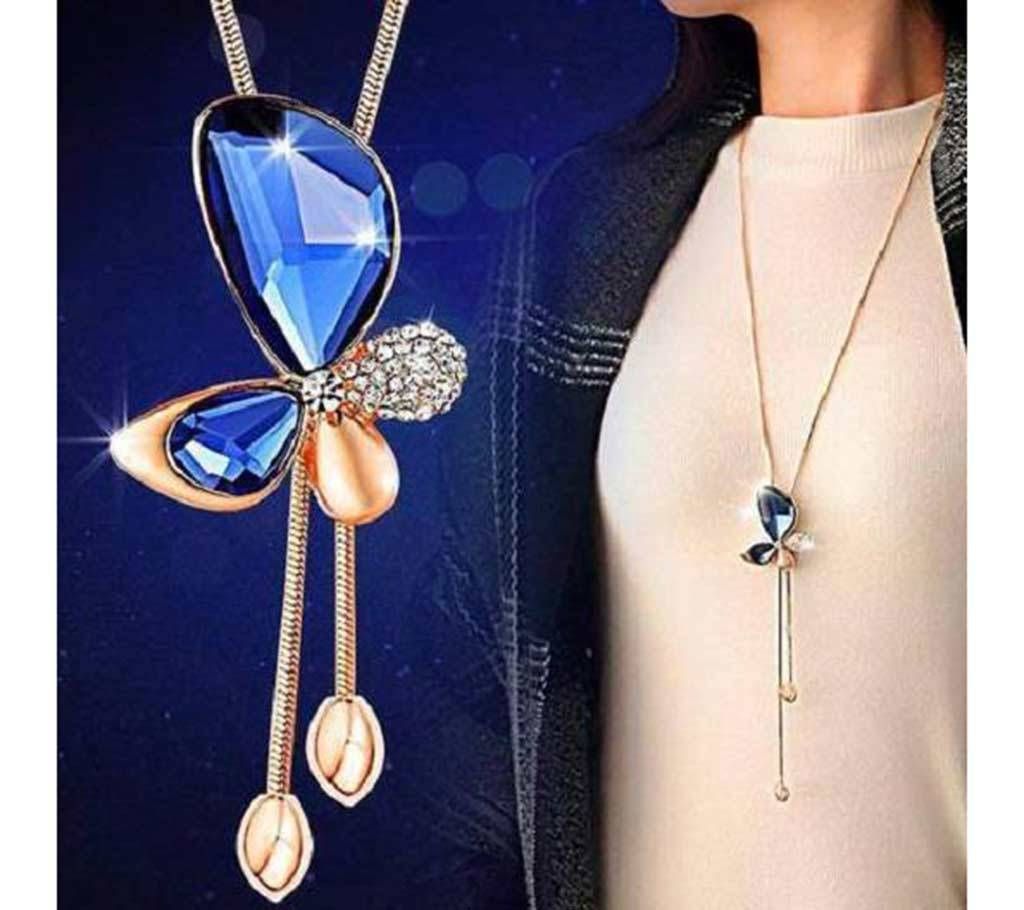 Butterfly shaped stone setting pendant 