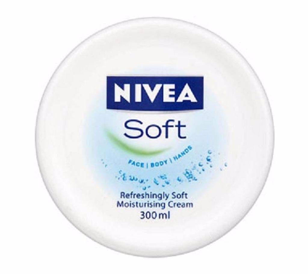 Nivea Soft Moisturizing Cream