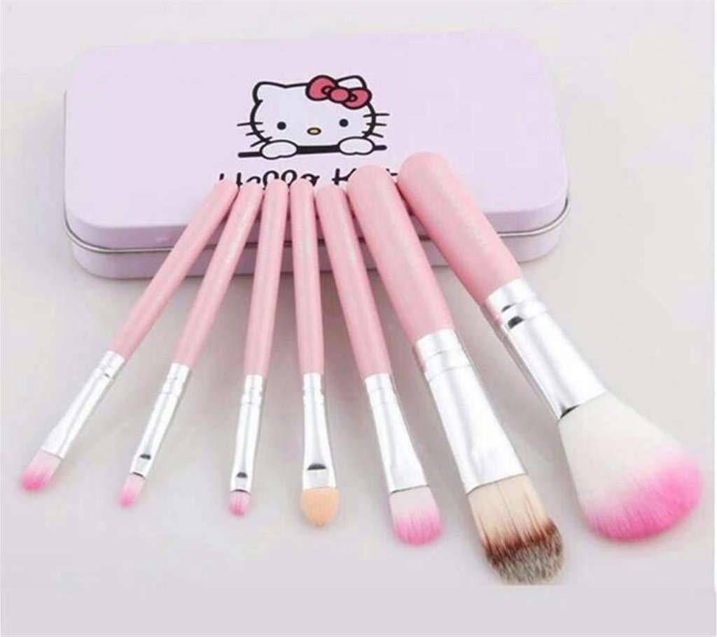 Hello Kitty Makeup Brush Set (7 Piece)