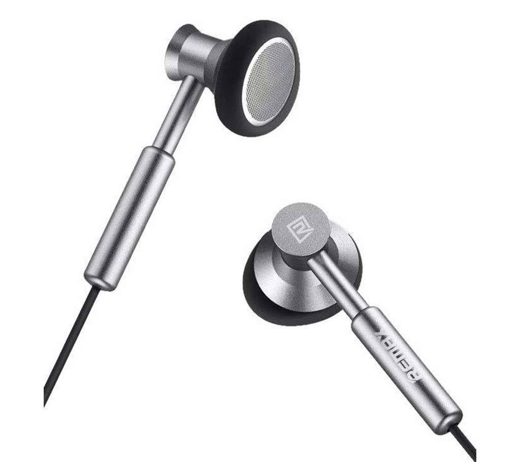 REMAX 305M wired earphone 