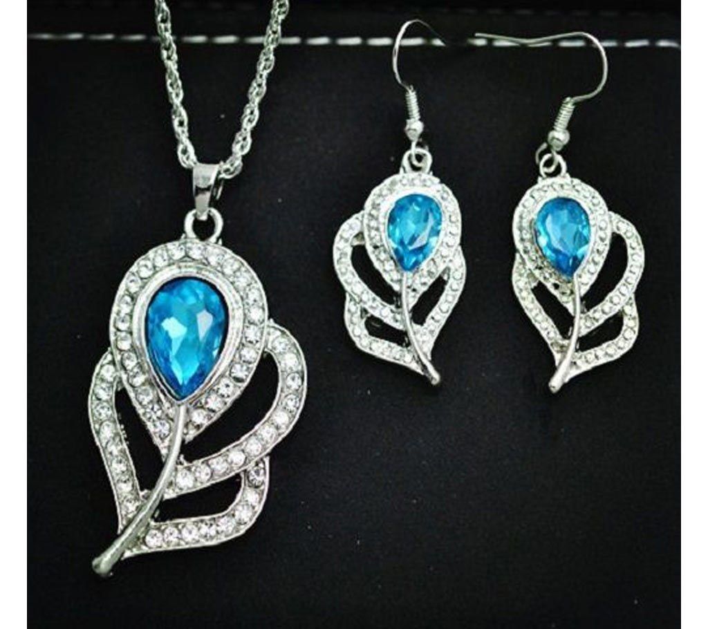 Blue stone setting necklace set