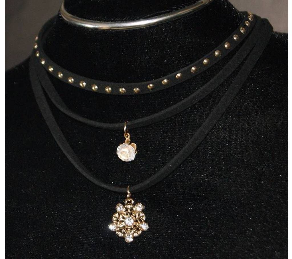 Three layer choker necklace