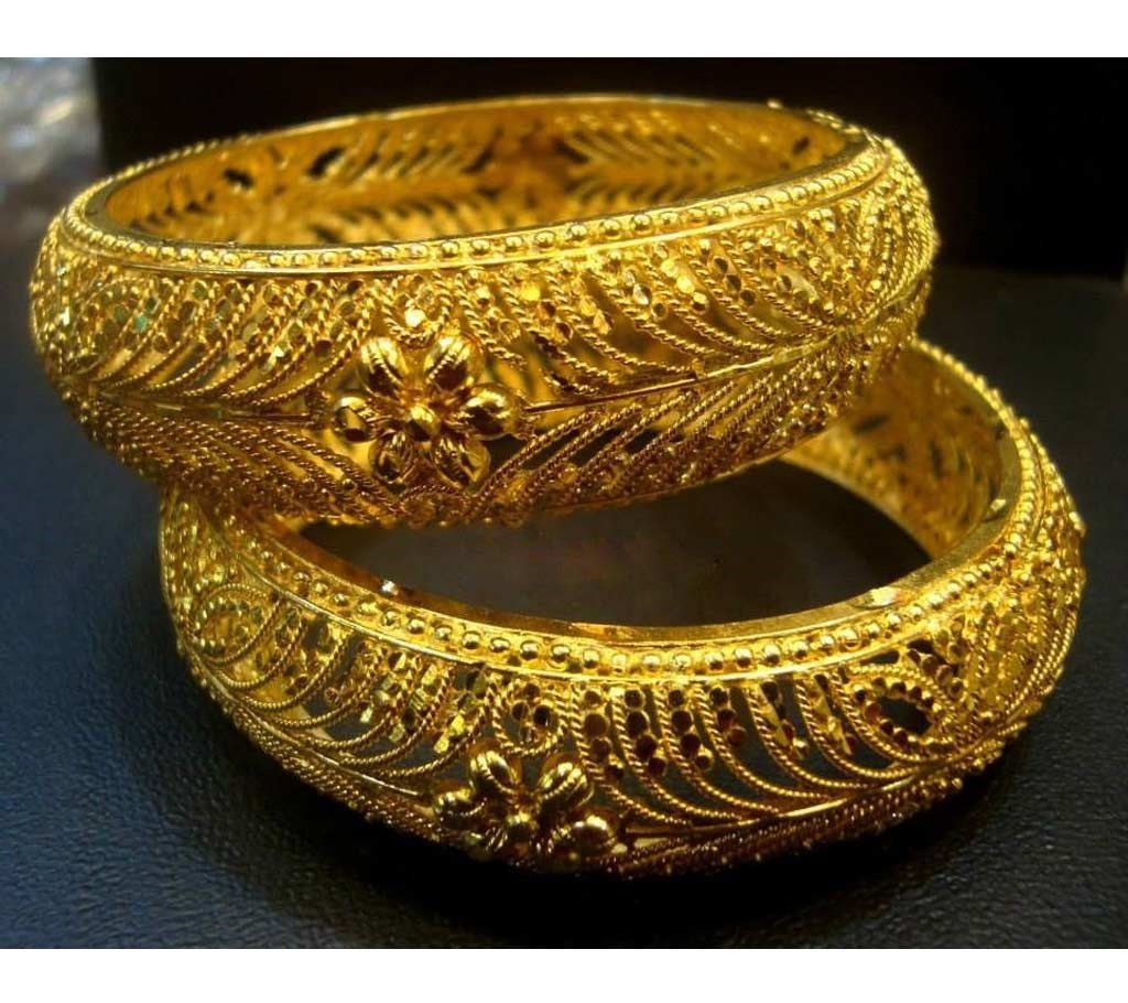 Gold plated bangles (2 pieces) 