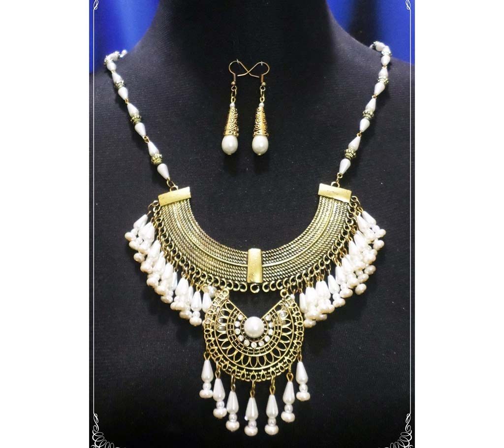 Antique Design Necklace Set