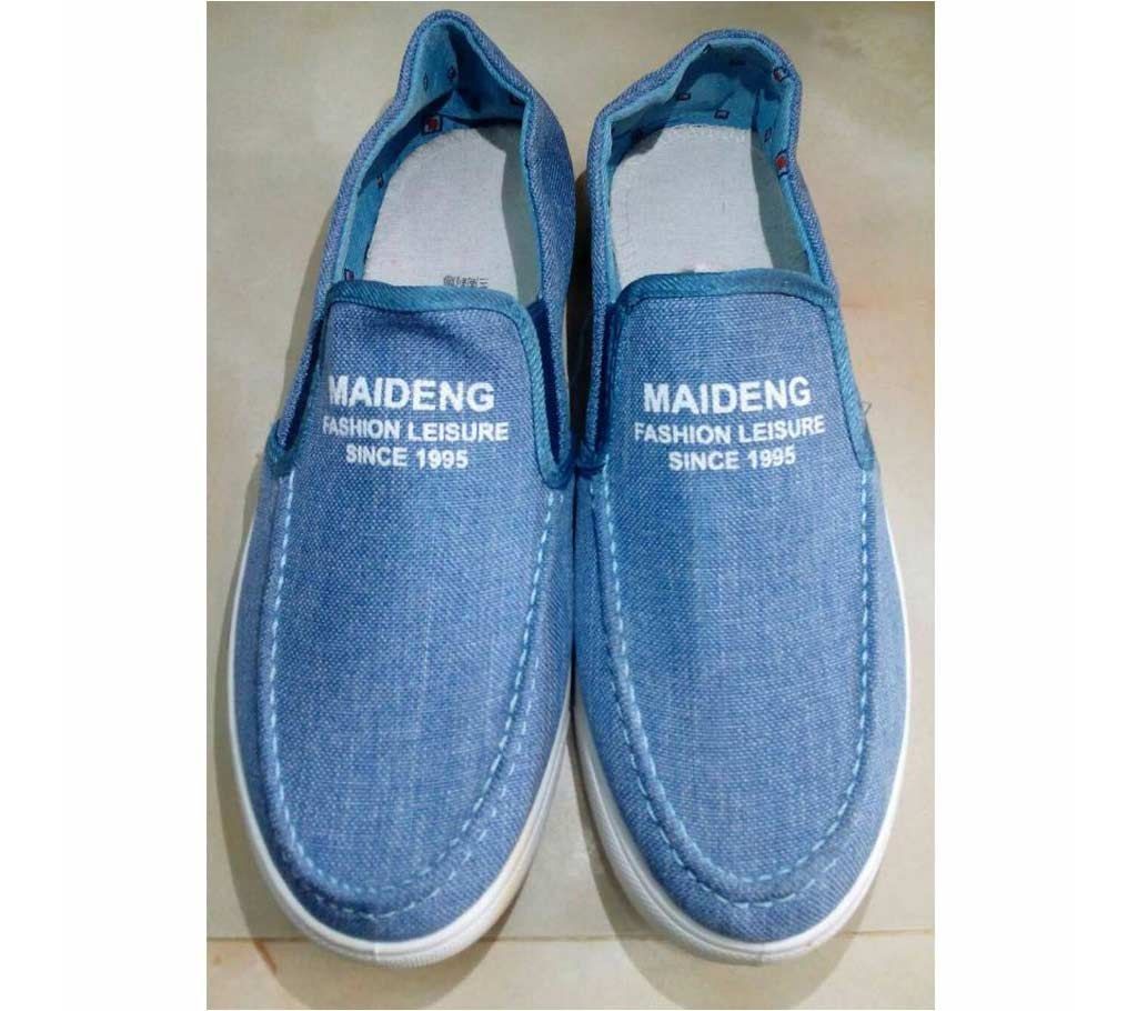 Men's comfortable running shoes 