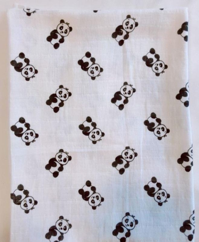 Little Penguins Animal Crib Swaddling Baby Blanket for Mild Winter  (Muslin, White)
