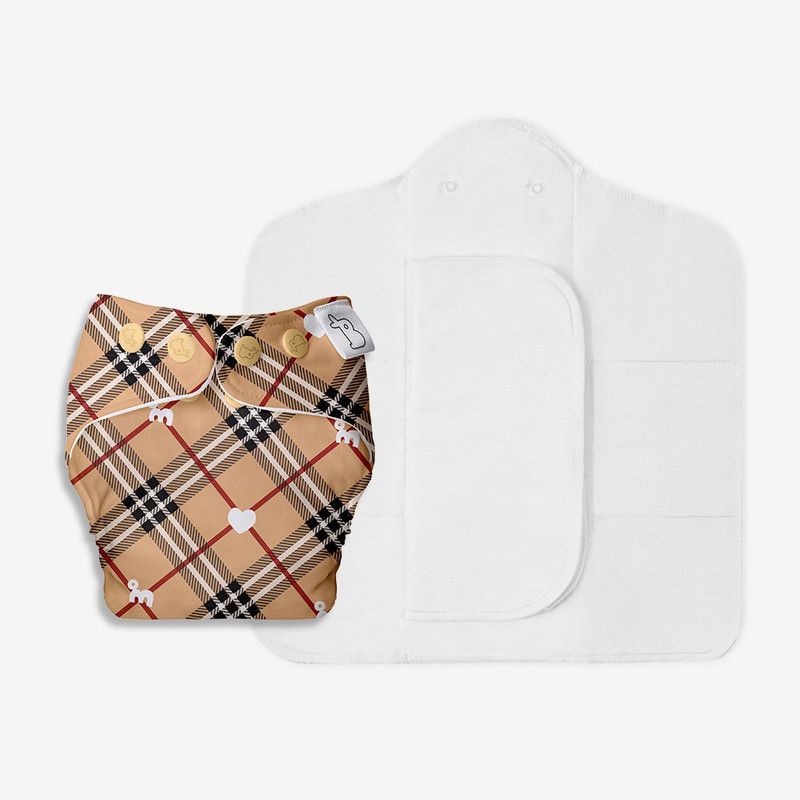 Superbottoms Freesize UNO - Washable & Reusable Cloth Diaper containing 1 Waterproof Outer + 1 Organic Cotton Dry Feel pad +1 Booster pad [Day & Night Use] (for Babies 5 KG- 17 KG) - Tartan royale