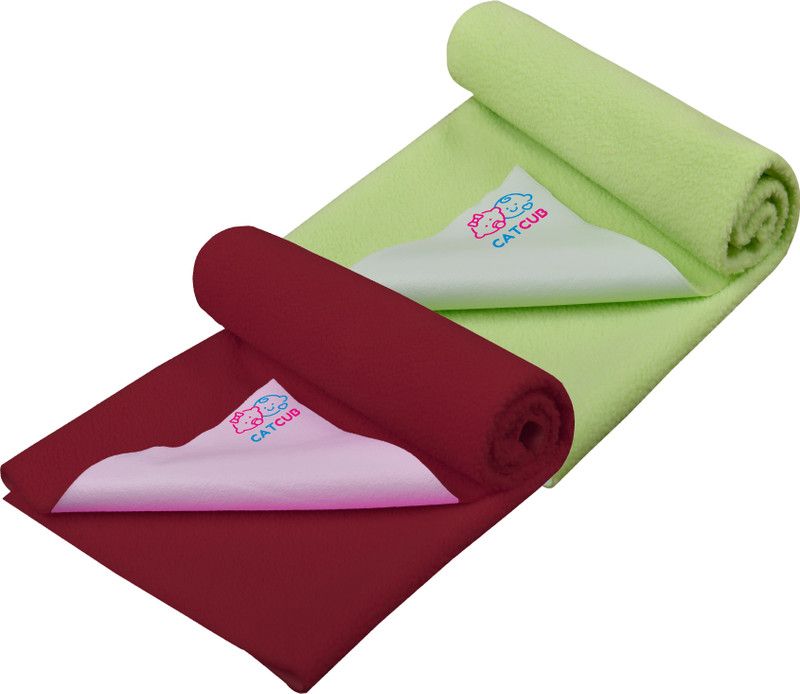 CATCUB Fleece Baby Bed Protecting Mat  (Green, Maroon, Medium, Pack of 2)