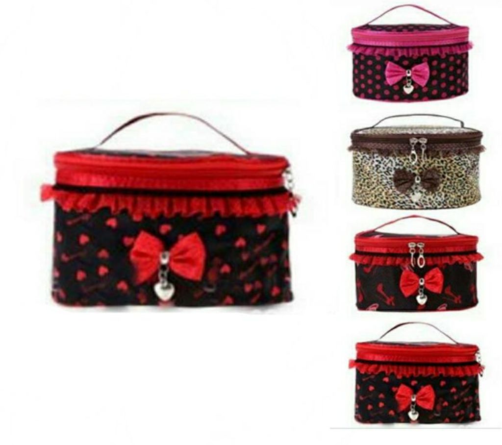 BOW Cosmetics Storage Red Love Bag