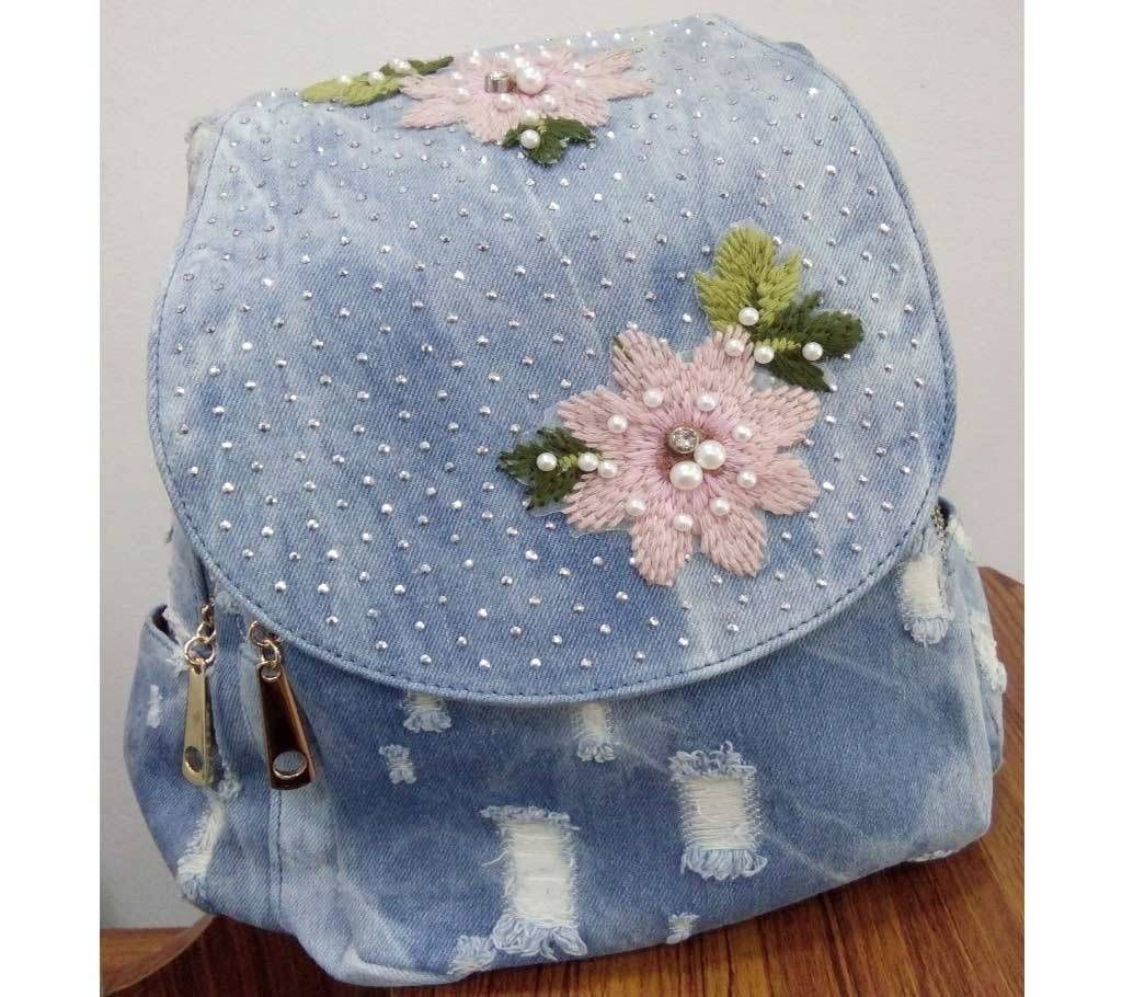 Striking Design Backpack for University Girl