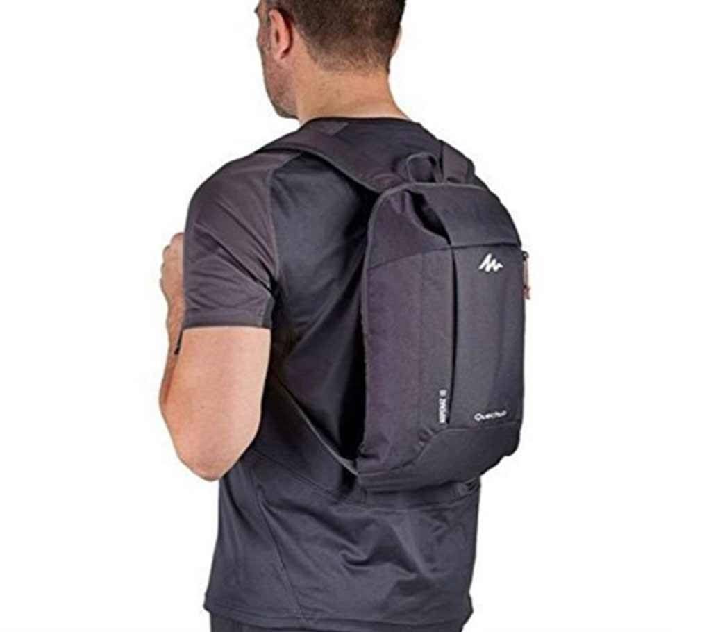 QUECHUA SMALL TRAVELL BAGPACK