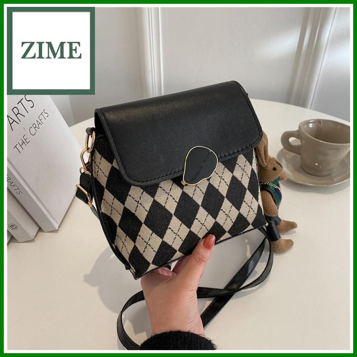 Personalized design handbag Western style small bag female messenger bag new early spring fashion shoulder bag new collection small square bag