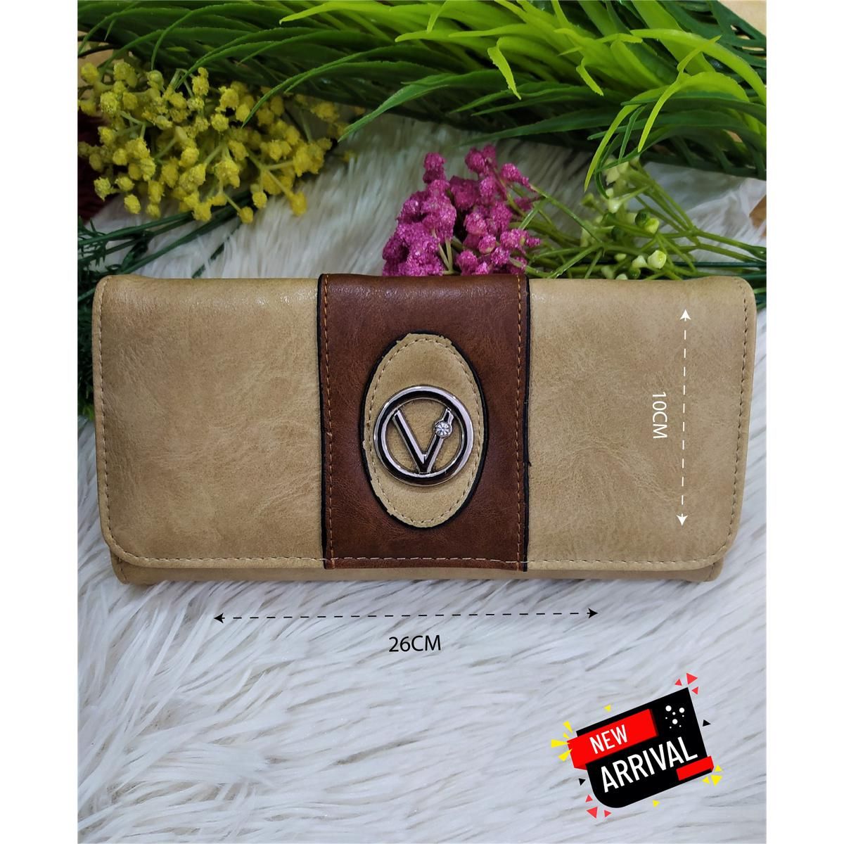 Trendy hand purse for trendy women