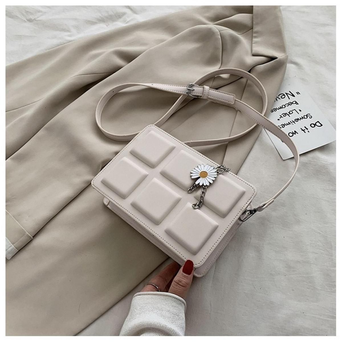 Women  Messenger Bag High Quality Leather Square Flap Bags For Women Luxury Crossbody Shoulder Bag Ladies Handbag And Purse