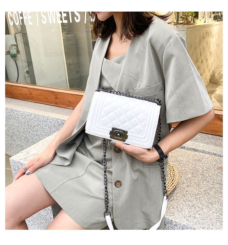 Women Diamond Check Shoulder Bag Luxury Designer Female Stripe Messenger Bag High Quality Leather Fashion Chain Handbags Purse