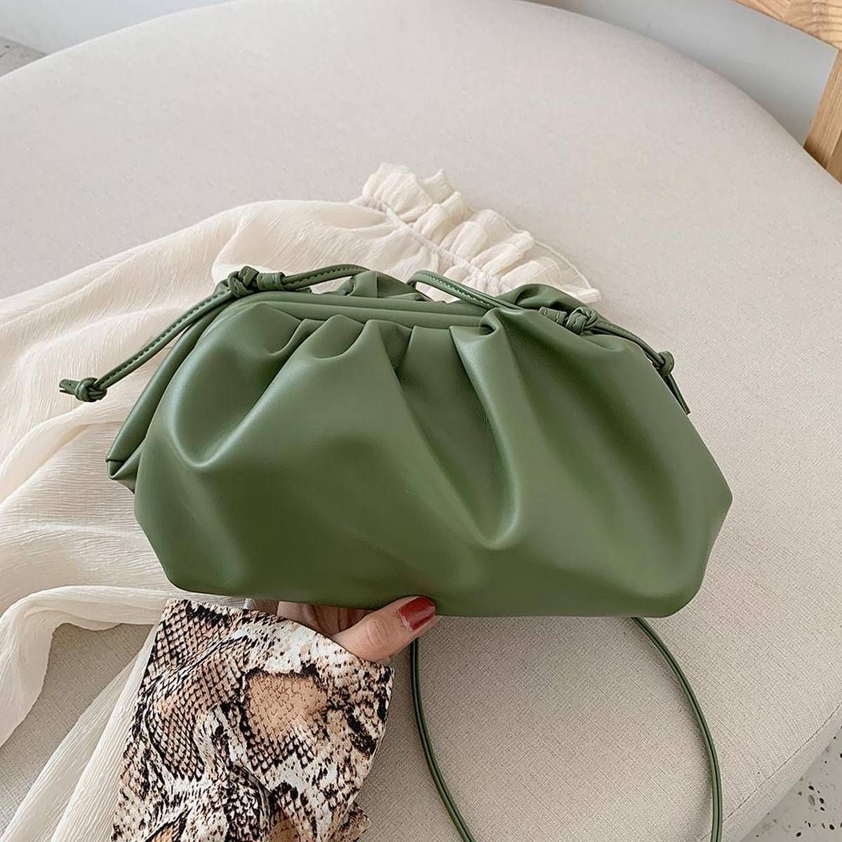 Fashion Women  Style Bundle Shoulder Crossbody Bag PU Leather Pure Color Ladies Girls Solid Color Totes Clutch Bag