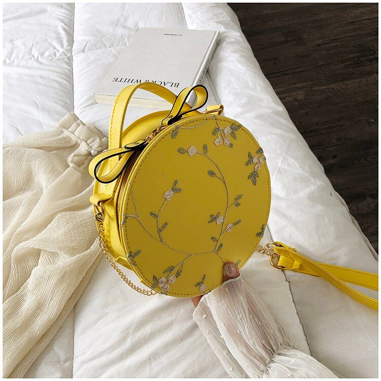 High Quality Sweet Lace Round Handbags 2021 PU leather Women Crossbody Bags Female Fashion Small Fresh Flower Chain Shoulder bag