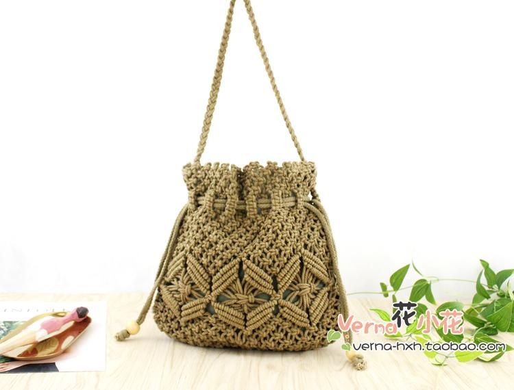 Weaving bucket bag mini crossbody bag Drawstring handbags Vacation leisure beach bag straw handbags