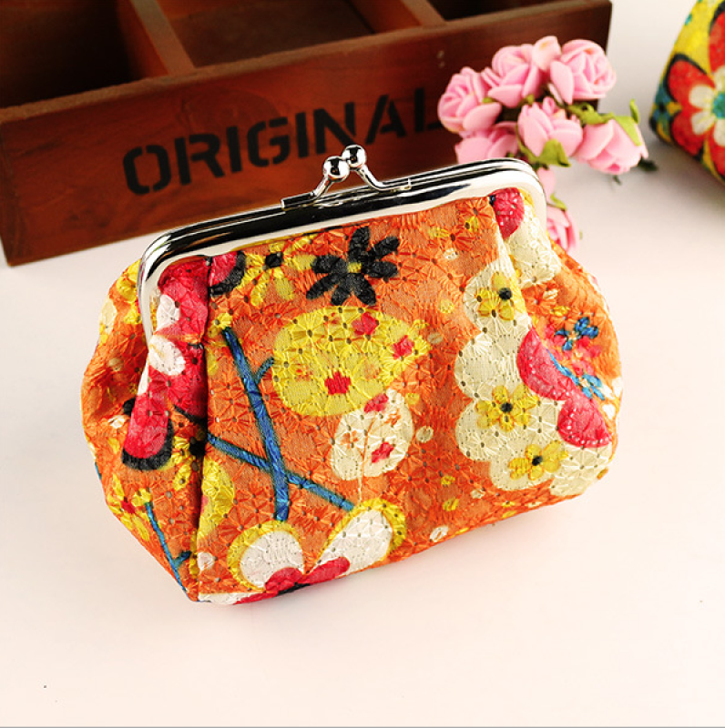 【BestGO】Women Lady Retro Vintage Flower Small Wallet Hasp Purse Clutch Bag YE - intl
