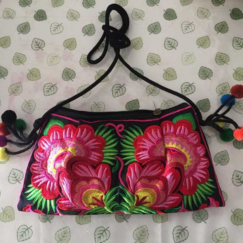 Vintage Embroidery Womens Messenger Bags National Trend Embroidery Cross-body Women Shoulder Bag Clutch Handbag Bolsa