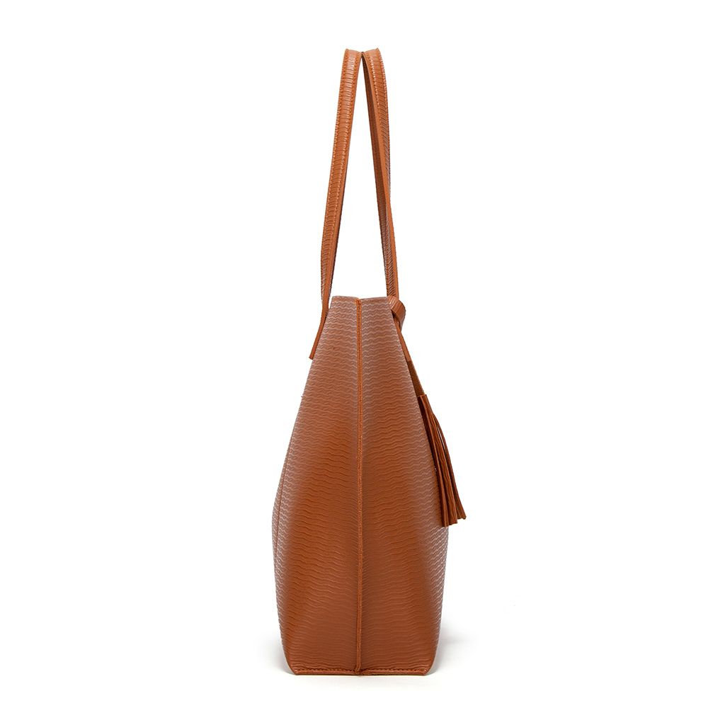 2020 new autumn and winter tote bag fashion tassel female bag European and American trendy women's handbag wave pattern shoulder bag brown