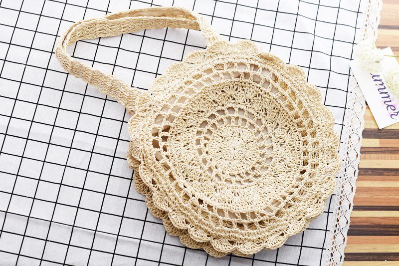 Summer Vintage Rattan ShouldeBag Handmade Kintted Travel Bags 2021 Bohemian Straw Bags for Women Big Circle Beach Handbags S1448
