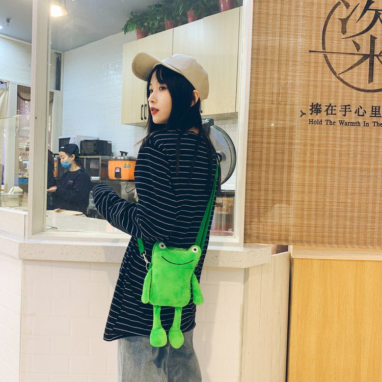 Women Personality Cute Frog Small Round Bag New Korean Canvas Bag Female ins StuShoulder Messenger Bag